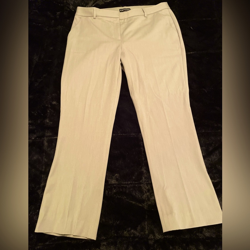 EXPRESS Columnist Barely Boot Mid Rise khaki dress pants in size 14.